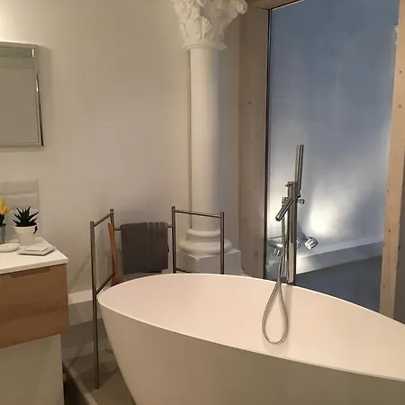 Le Temple Apartment
